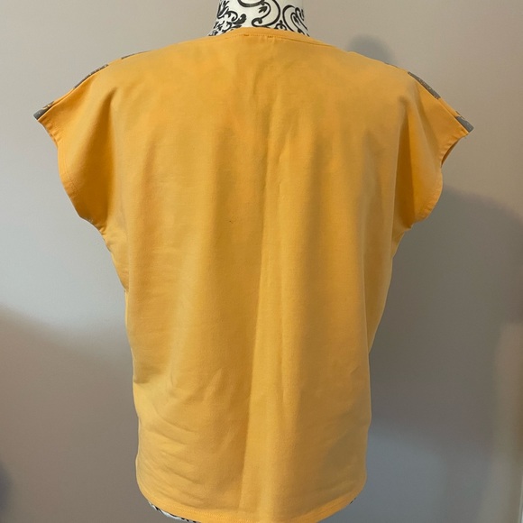 Cyrus Textured Tee - Picture 3 of 3